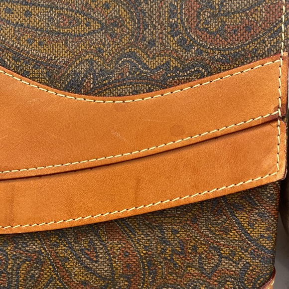 Carlo Rino - Paisley Print Large Leather Clutch, Brown Leather Accents - EUC - Picture 5 of 16